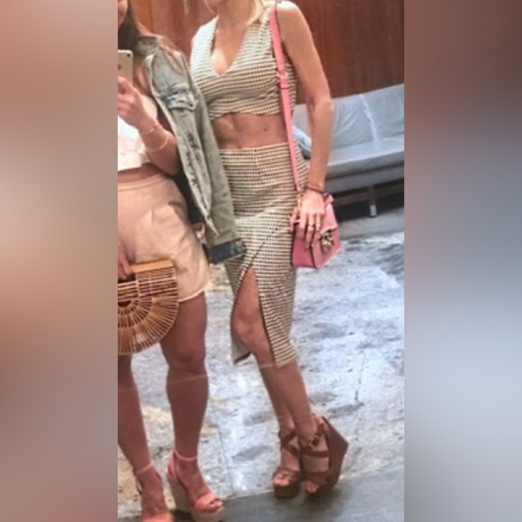 Cropped set - Picture 2 of 3